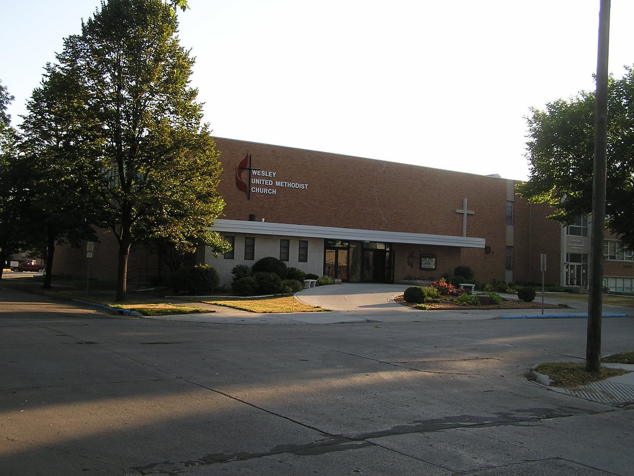 Grand Forks Wesley Umc Street